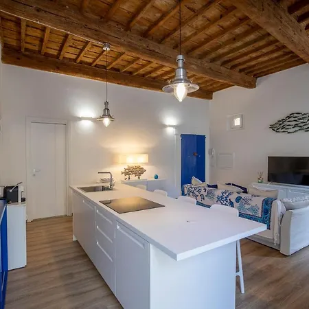 Helloelba Mascalzone Latino Holiday home *